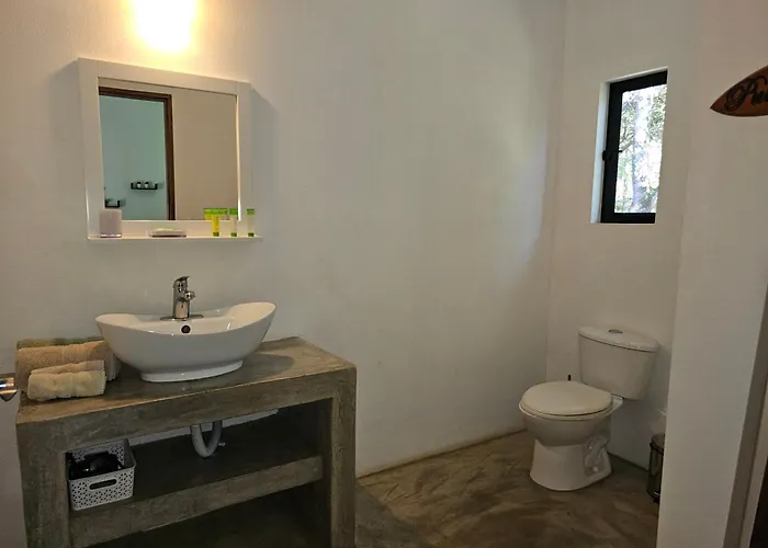 Seahorse Bed & Breakfast 4*