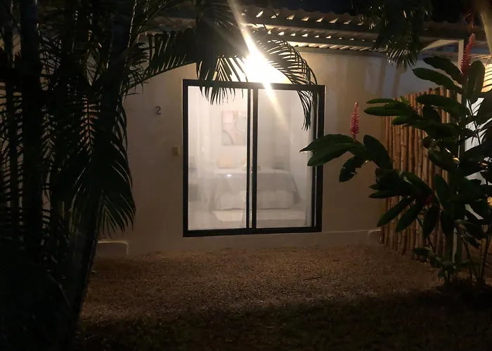 Seahorse Bed & Breakfast 4*